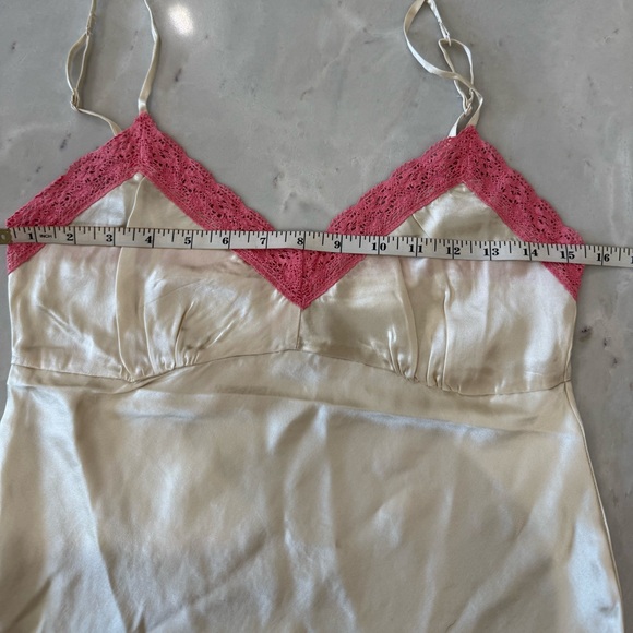 Gold Hawk Silk camisole - Picture 4 of 9